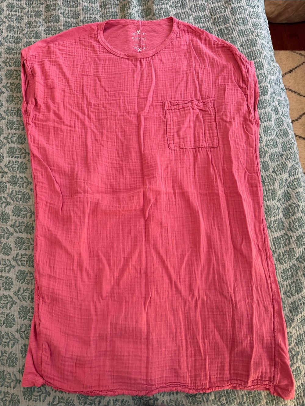 Velvet by Graham & Spencer Pink Short-Sleeve dress size S